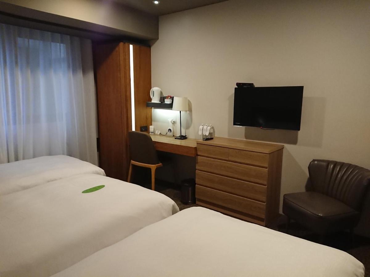 Simple + Hotel Taipei Exterior photo